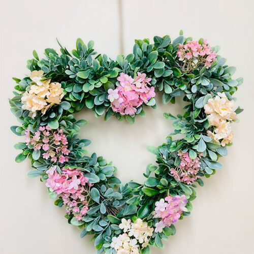 Medium hydrangea heart wreath