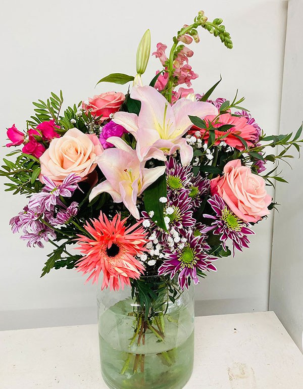 Classic style bouquet flower subscriptions