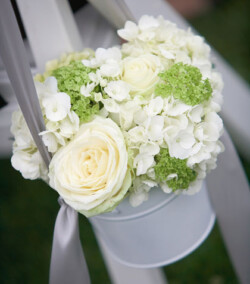 White Rose Pew Bucket