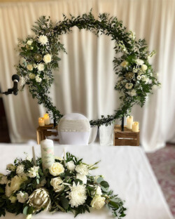 Civil ceremony moongate